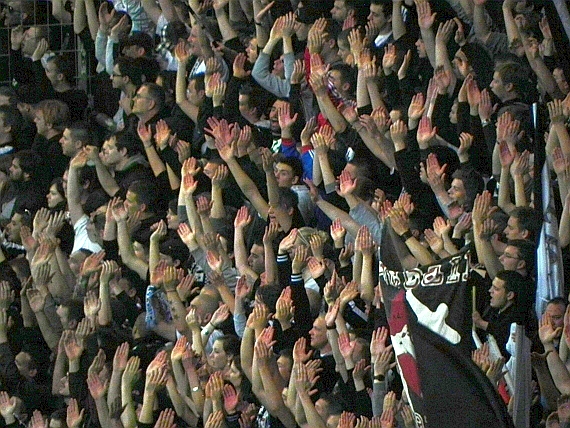 2011-04-08-22