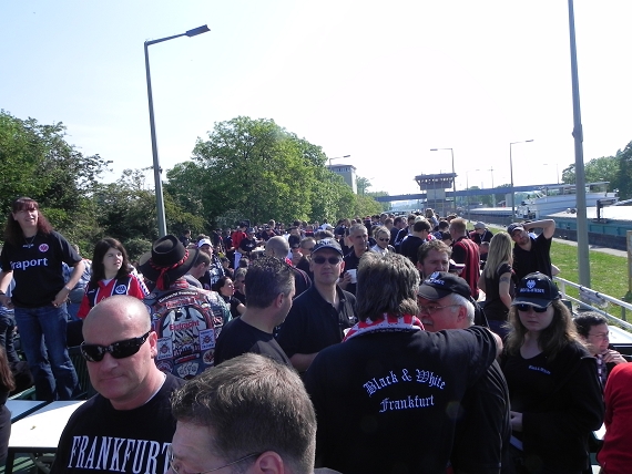 2011-04-30-29