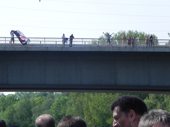 2011-04-30-37