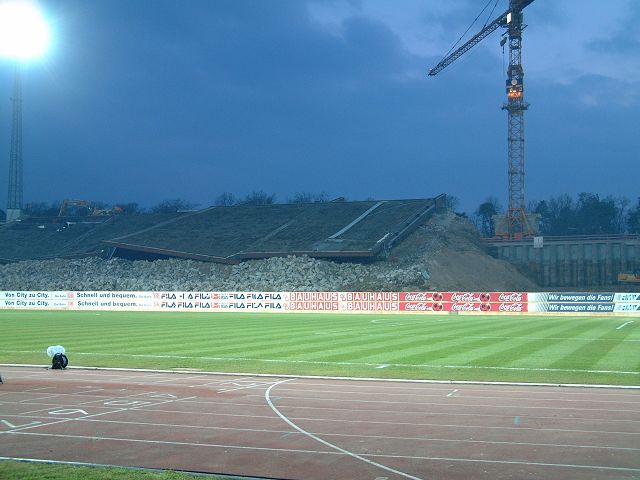 2003-02-28-07