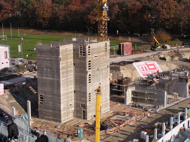 2003-11-08-06